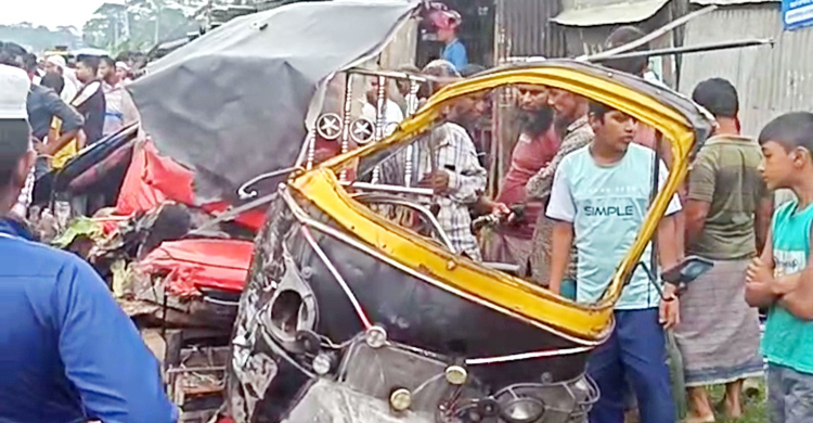 ভাঙ্গায় বাস-মাহেন্দ্র মুখোমুখি সংঘর্ষে নিহত ৫, আহত ২